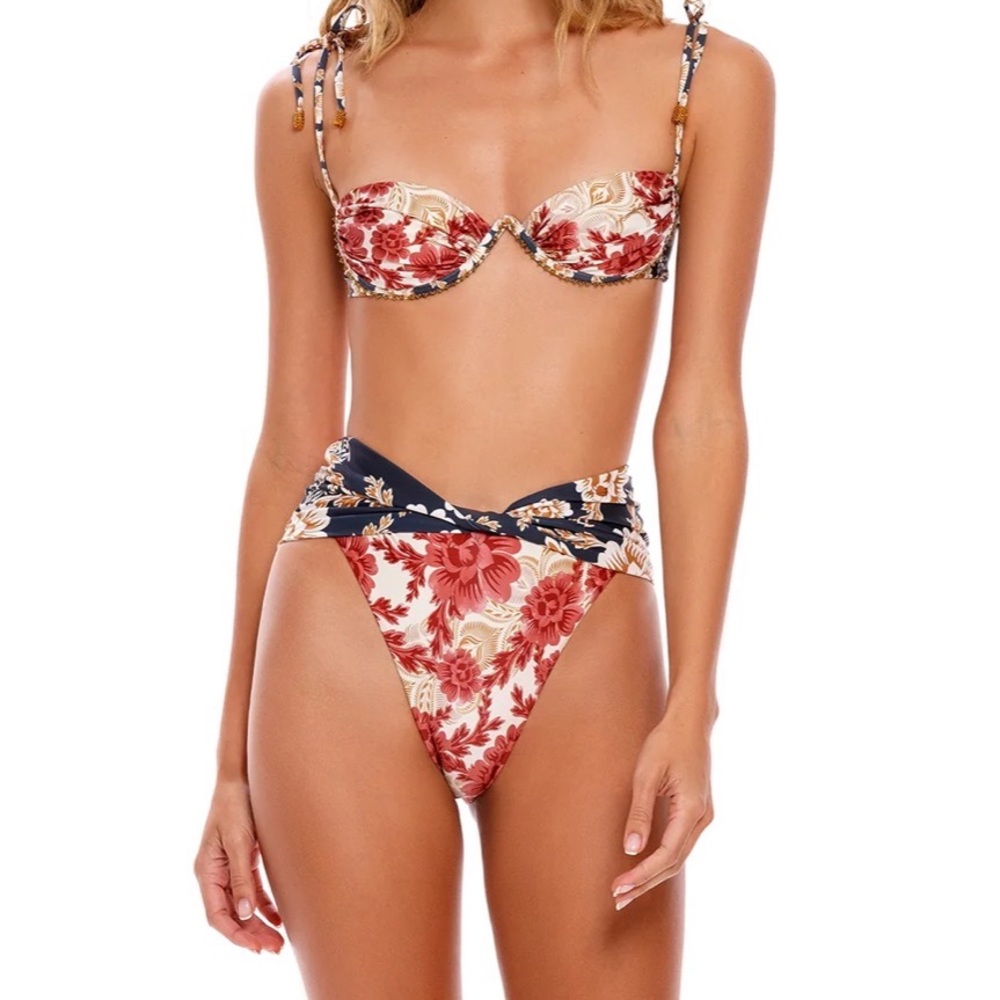 AGUA BENDITA Women’s Donna Fera Underwire Bikini Top & Lily Fera Bottoms Set